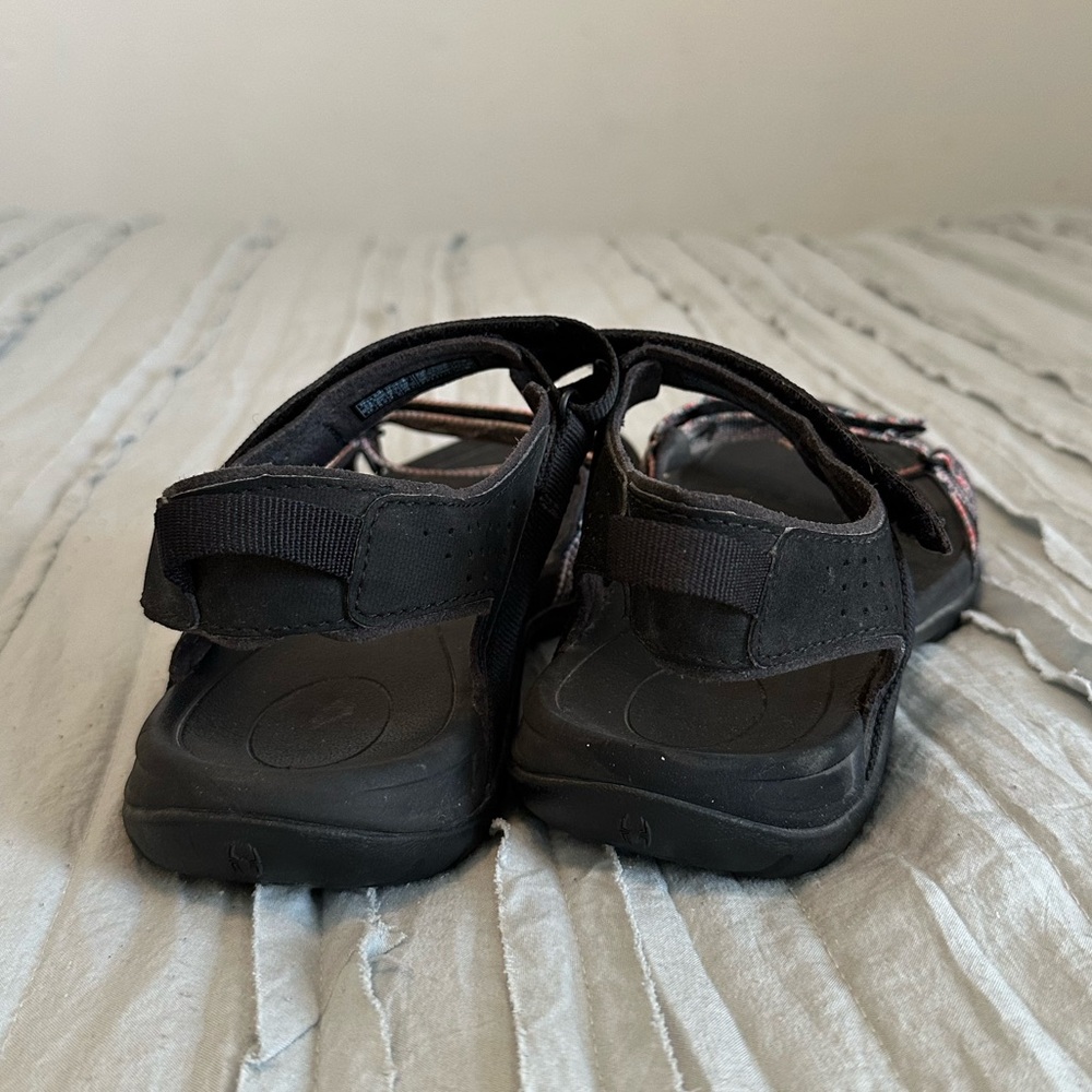 Teva Verra Hiking Sandal | Size 10 - Picture 3 of 7